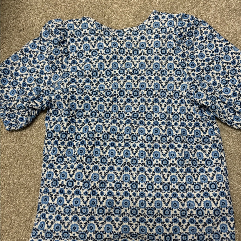 LOFT Floral Blue and White Blouse - Picture 4 of 4